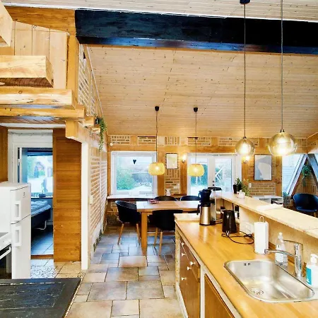 Charming Harbor Cottage-by Traum بيت للعطل Jægerspris