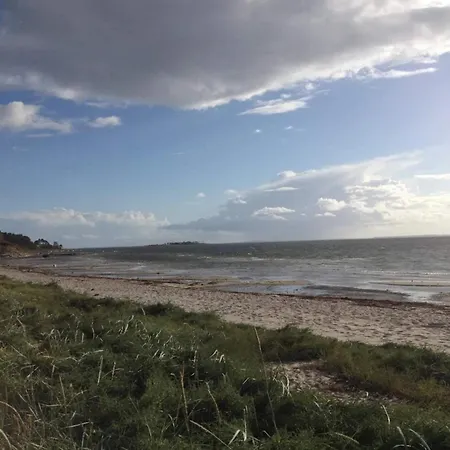 Charming Harbor Cottage-by Traum بيت للعطل *